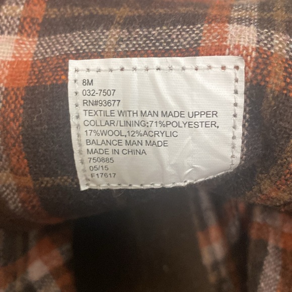 Arizona Jean Co plaid booties. - Picture 6 of 6